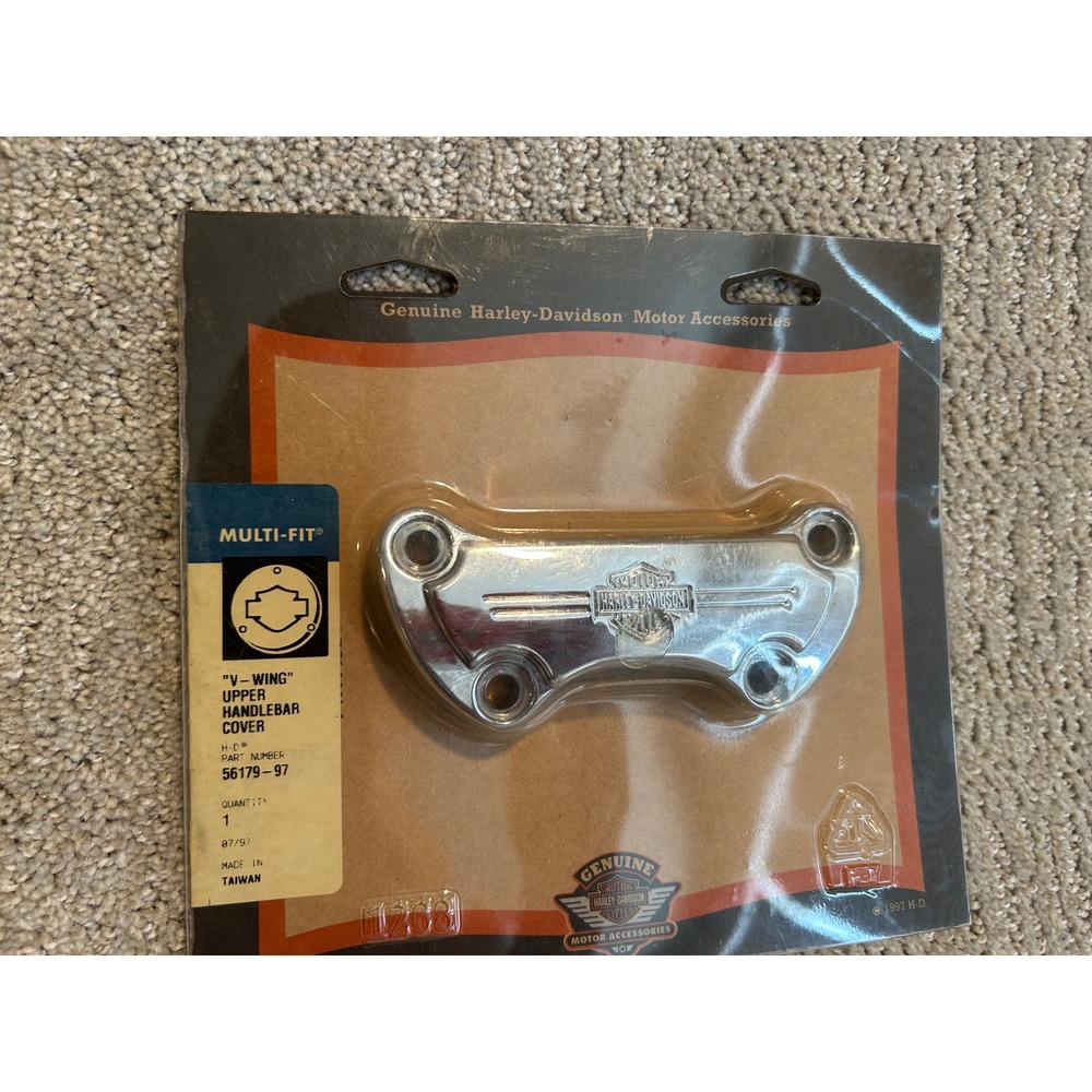 Harley-Davidson V-Wing Upper Handlebar Cover Chrome 56179-97 NOS Vintage 1997